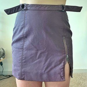 Free People | Mauve Vegan Leather Mini Skirt with Zipper Side Slit | Size 0
